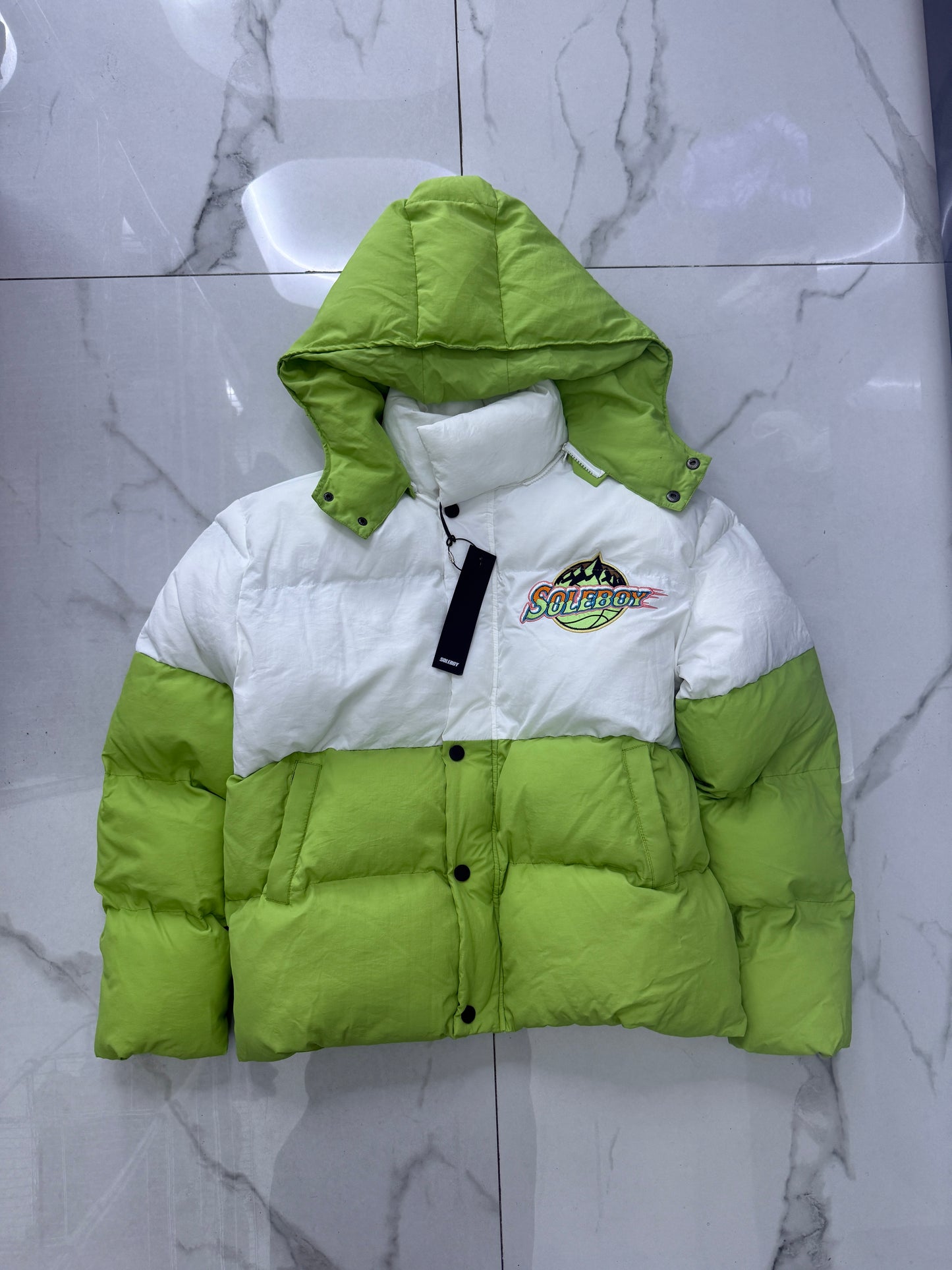 White/ Green Puffer