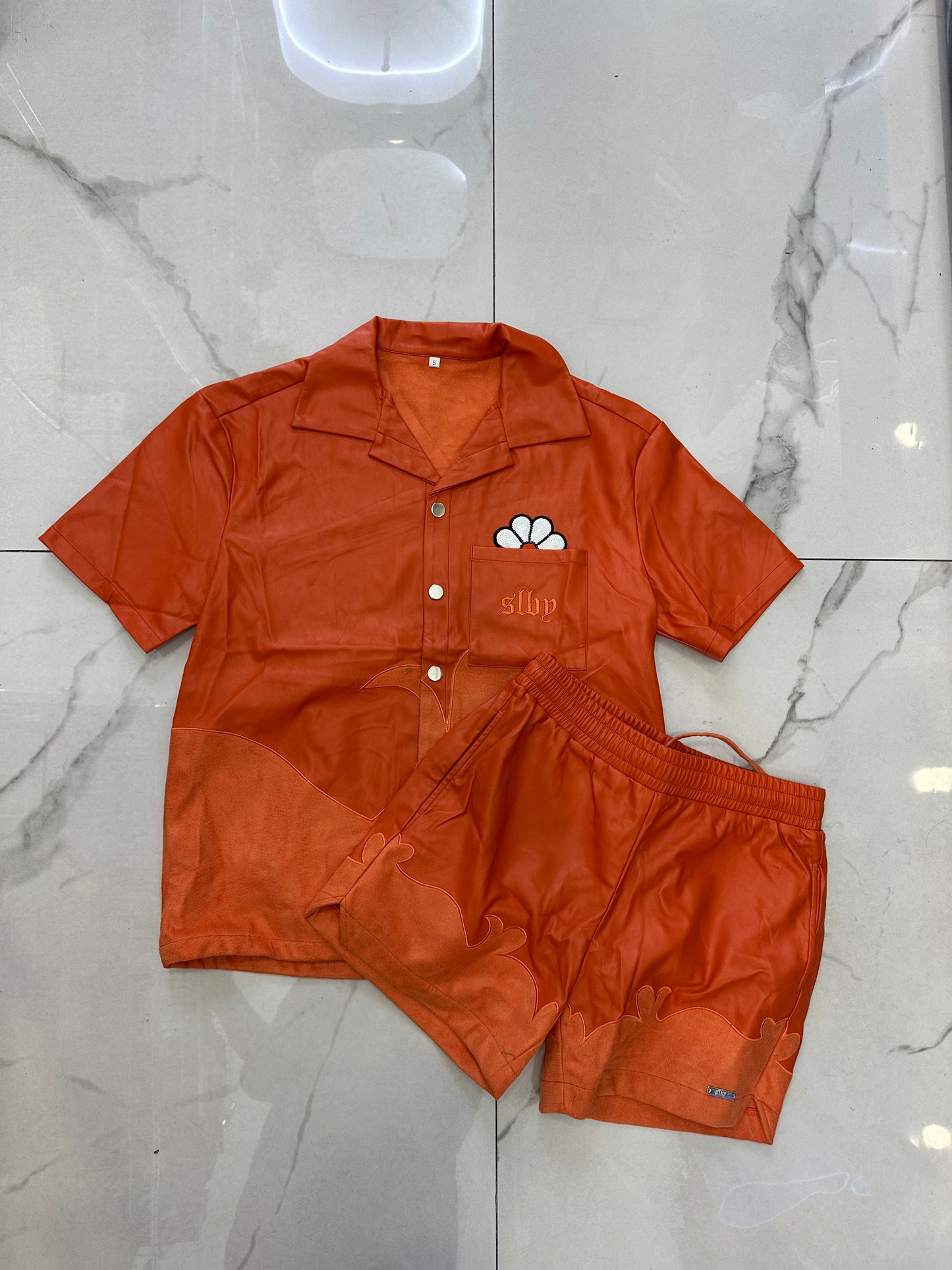 LEATHER SAMPLE 2